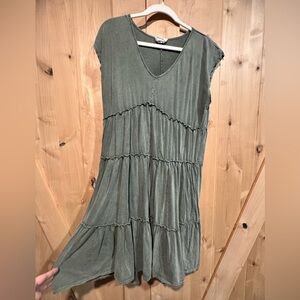 Woman’s Dress green